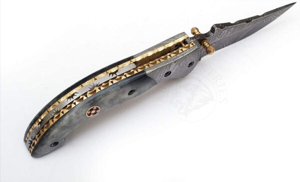 Folding Knives-06 - Image 3